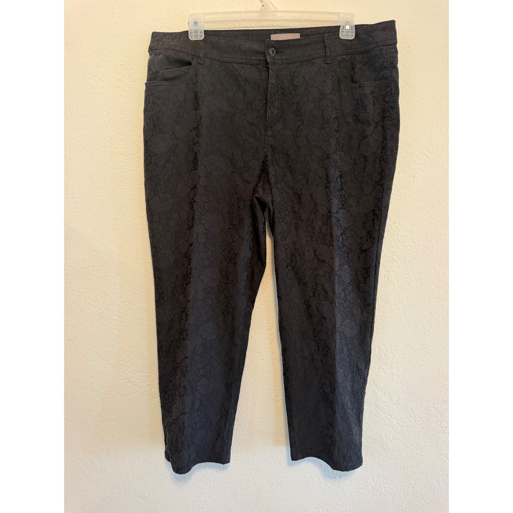 Chicos Black Floral Jacquard Straight Leg Pants Size 3 Cotton Blend 570117031